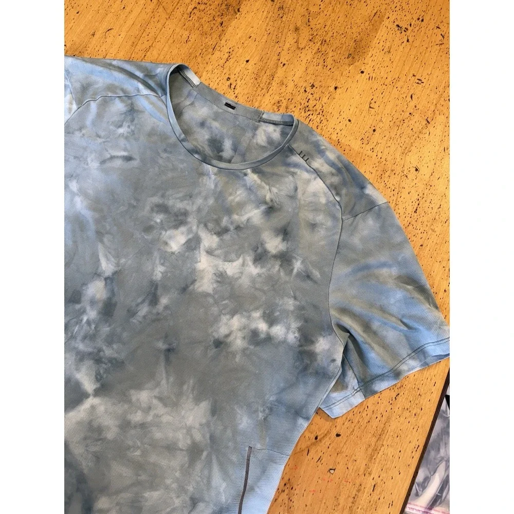 Lululemon Always Agile Mens Shirt L Short Sleeve Diamond Dye Asphalt Tie Print